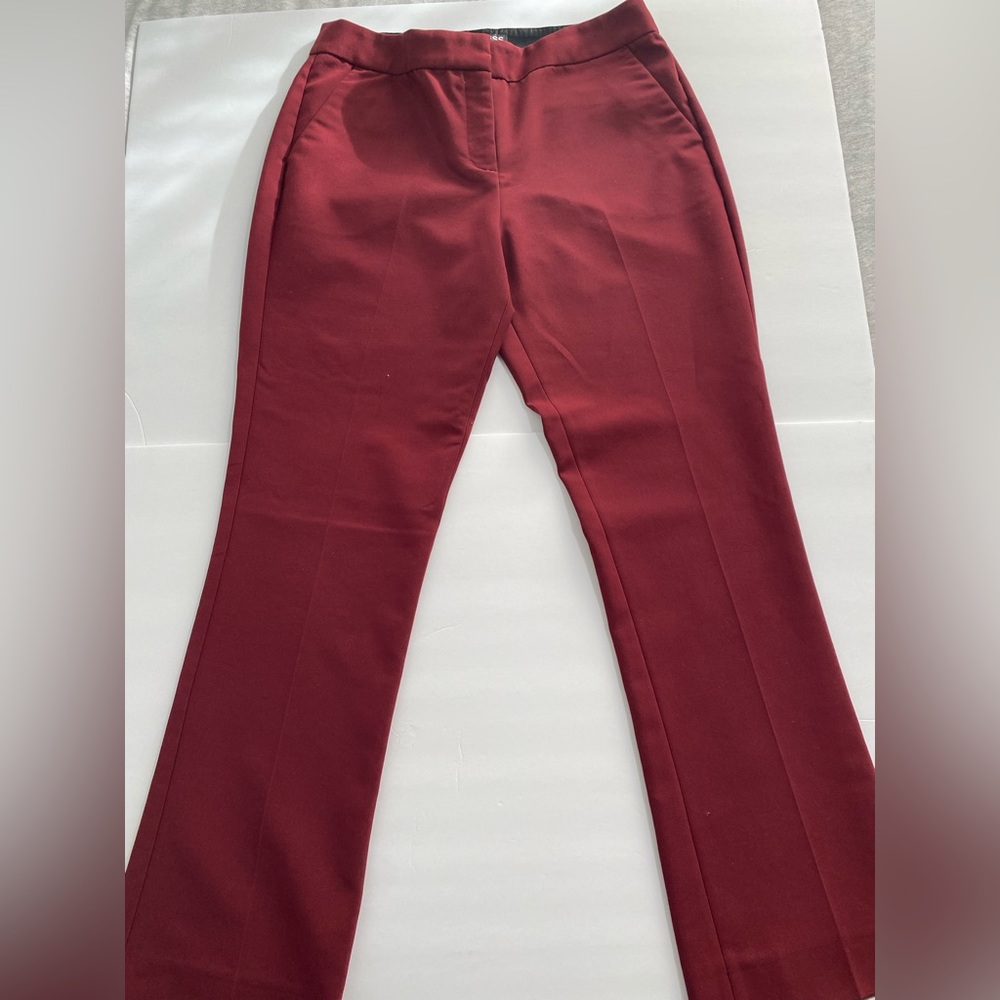 Express columnist pants size 8, worn, burgundy
